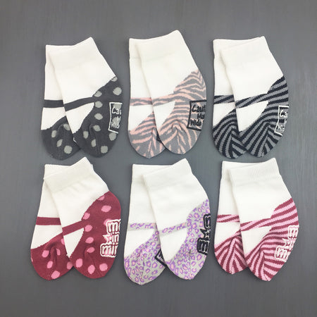 products/newborn-baby-girl-socks-Hartford-gift-set.jpg